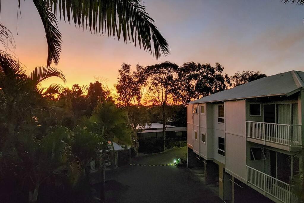 Luxury Top Floor Sunset Villa Noosaville Eksteriør billede
